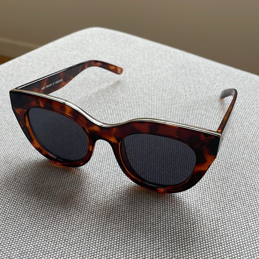 Le Specs air heart sunglasses
